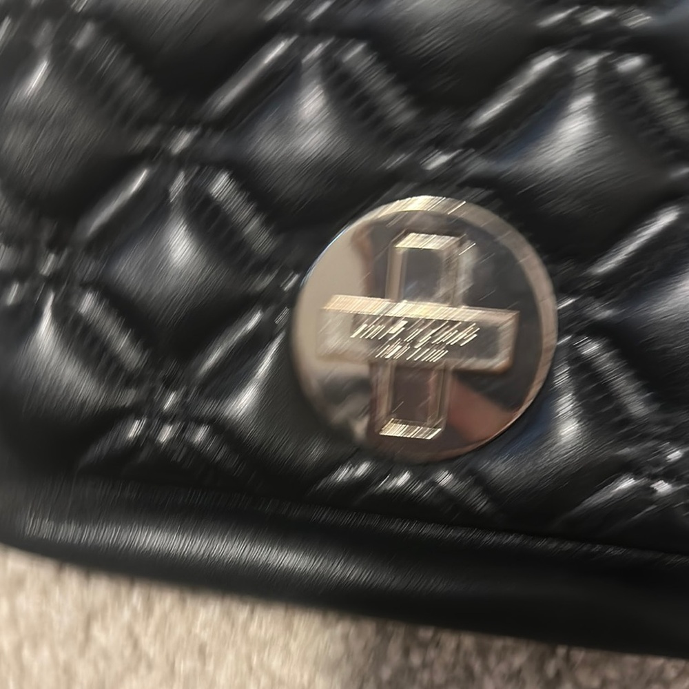 Kate Spade Black Quilted Crossbody Bag - Picture 4 of 11